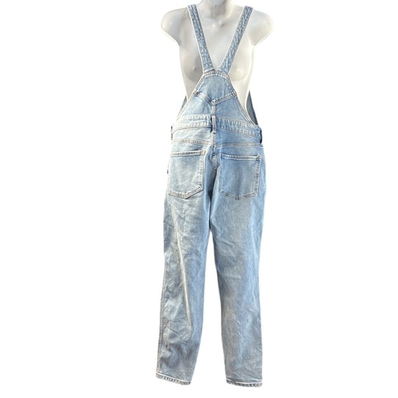 NWT Old Navy Blue Jean Overalls Womens Size 6 Straight Leg - Picture 3 of 10